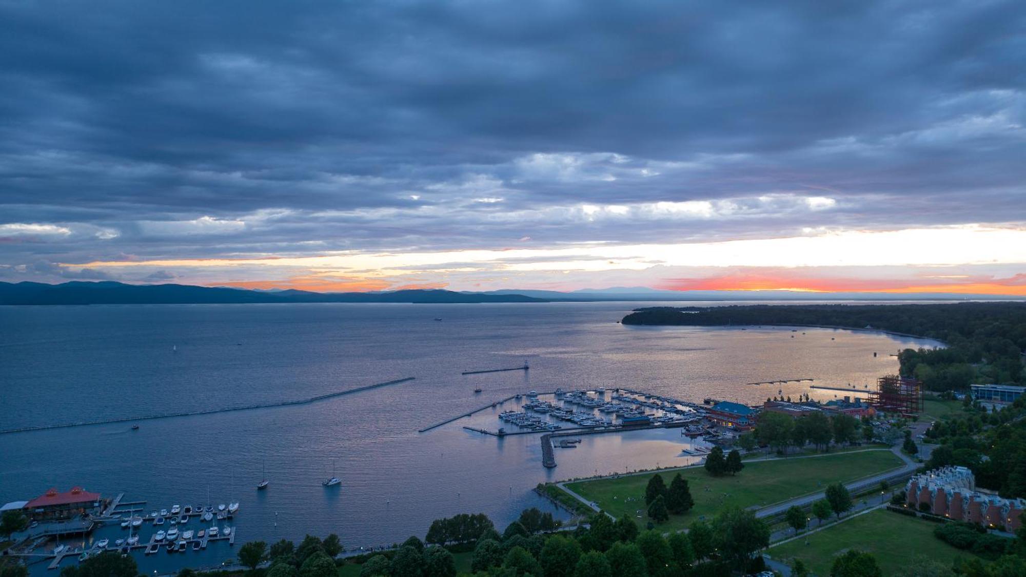 Hotel Champlain Burlington, Curio Collection By Hilton Exterior foto